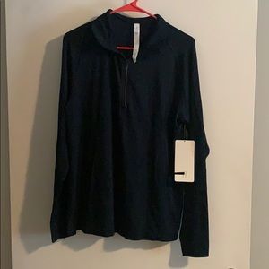 Navy blue pullover lululemon men’s M